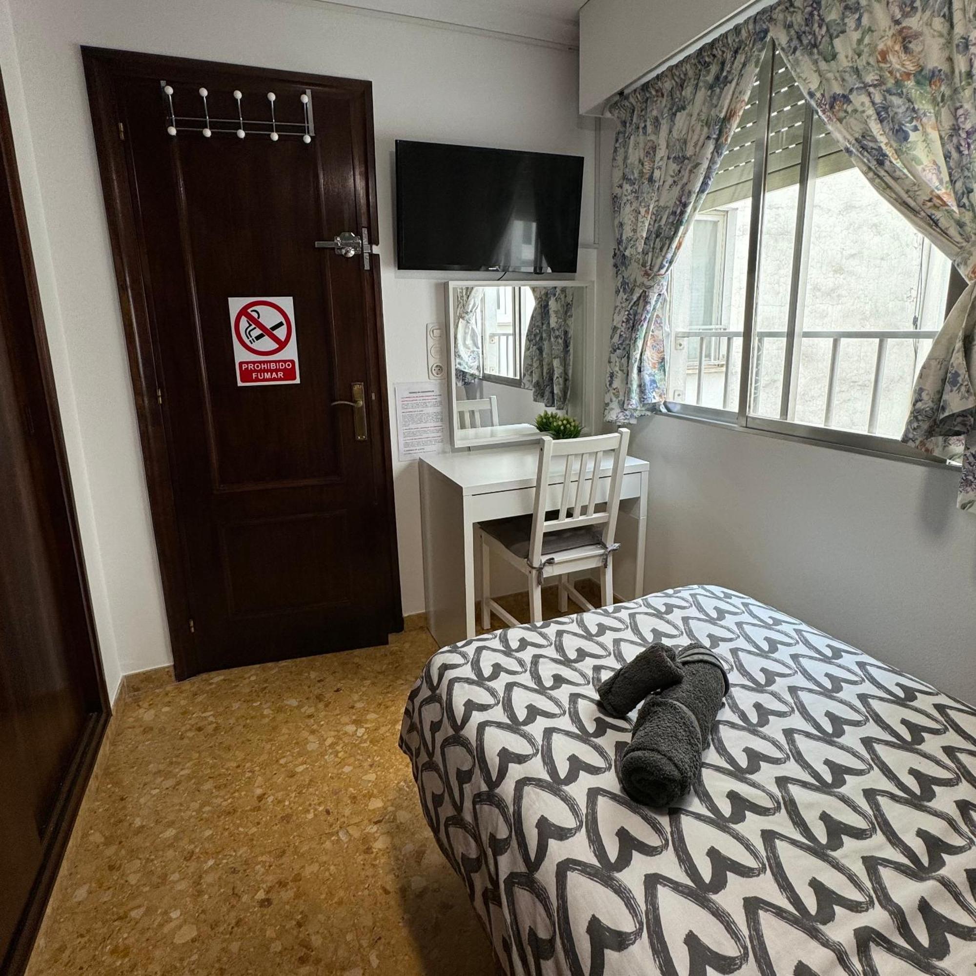 Habitaciones En Gandia A 5 Min Del Centro Historico エクステリア 写真